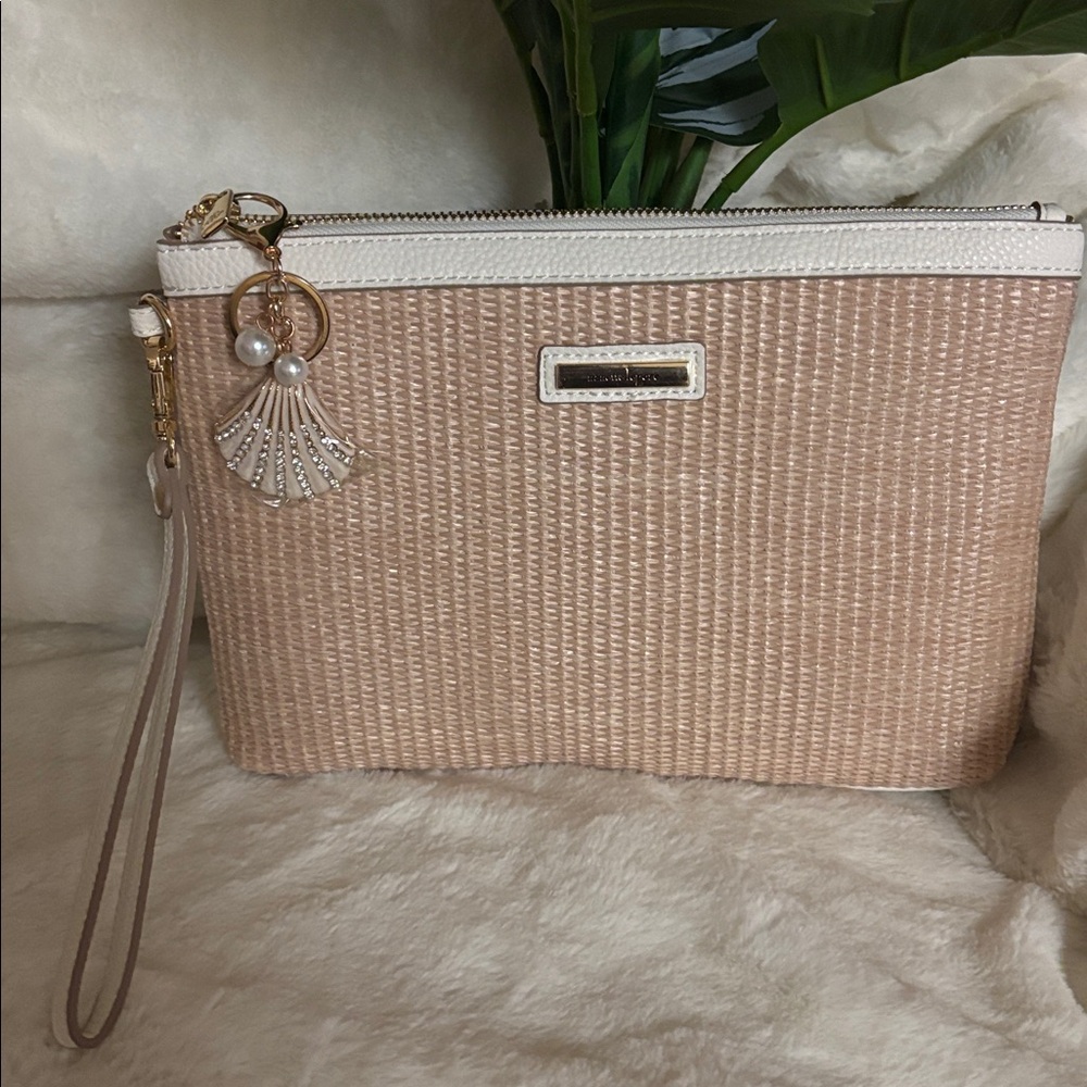 NWOT Nanette Lepore Beige Woven Clutch Bag, W Seashell Charm